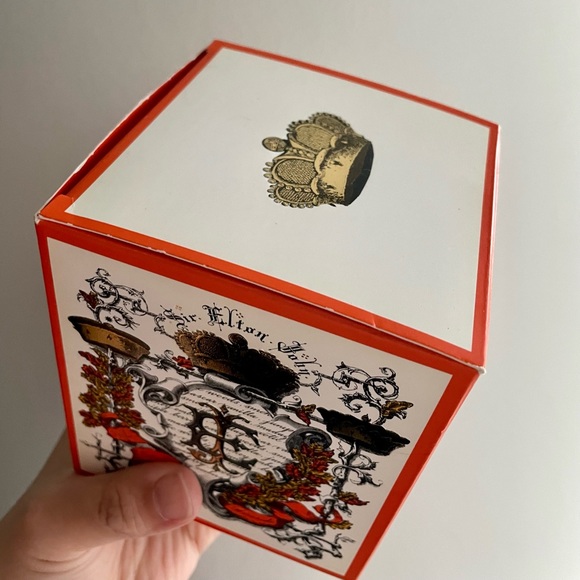 NEST fragrances scented candle Elton John limited edition - Picture 3 of 5